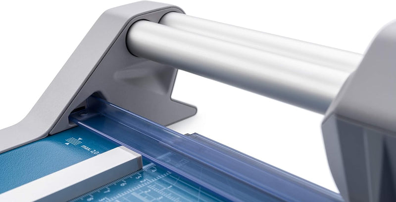 Load image into Gallery viewer, Dahle 550 Professional Rotary Trimmer