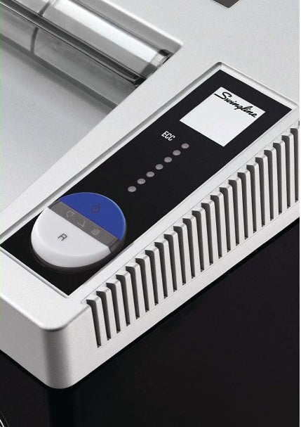 Load image into Gallery viewer, GBC ShredMaster CX30-55 Cross-cut (4x40mm) 23 Sheets Shredder