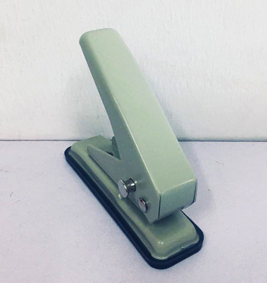 Genmes 9190 Single-Hole Punch (20 sheets)