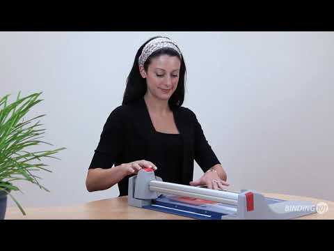 Load and play video in Gallery viewer, Dahle 442 A3 510mm Professional Trimmer