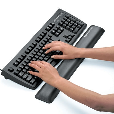 Fellowes Microban® FW9175101 Comfort Gel Wrist Rest & Mouse Pad